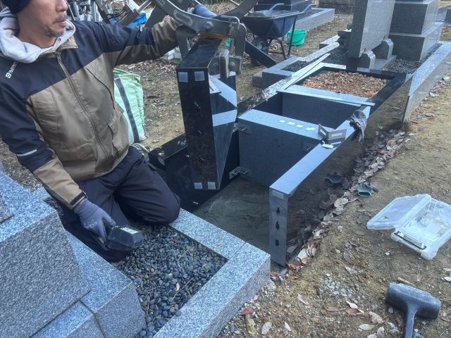 各務原市飛鳥墓地　新しいお墓の建立　③デザイン墓石建立